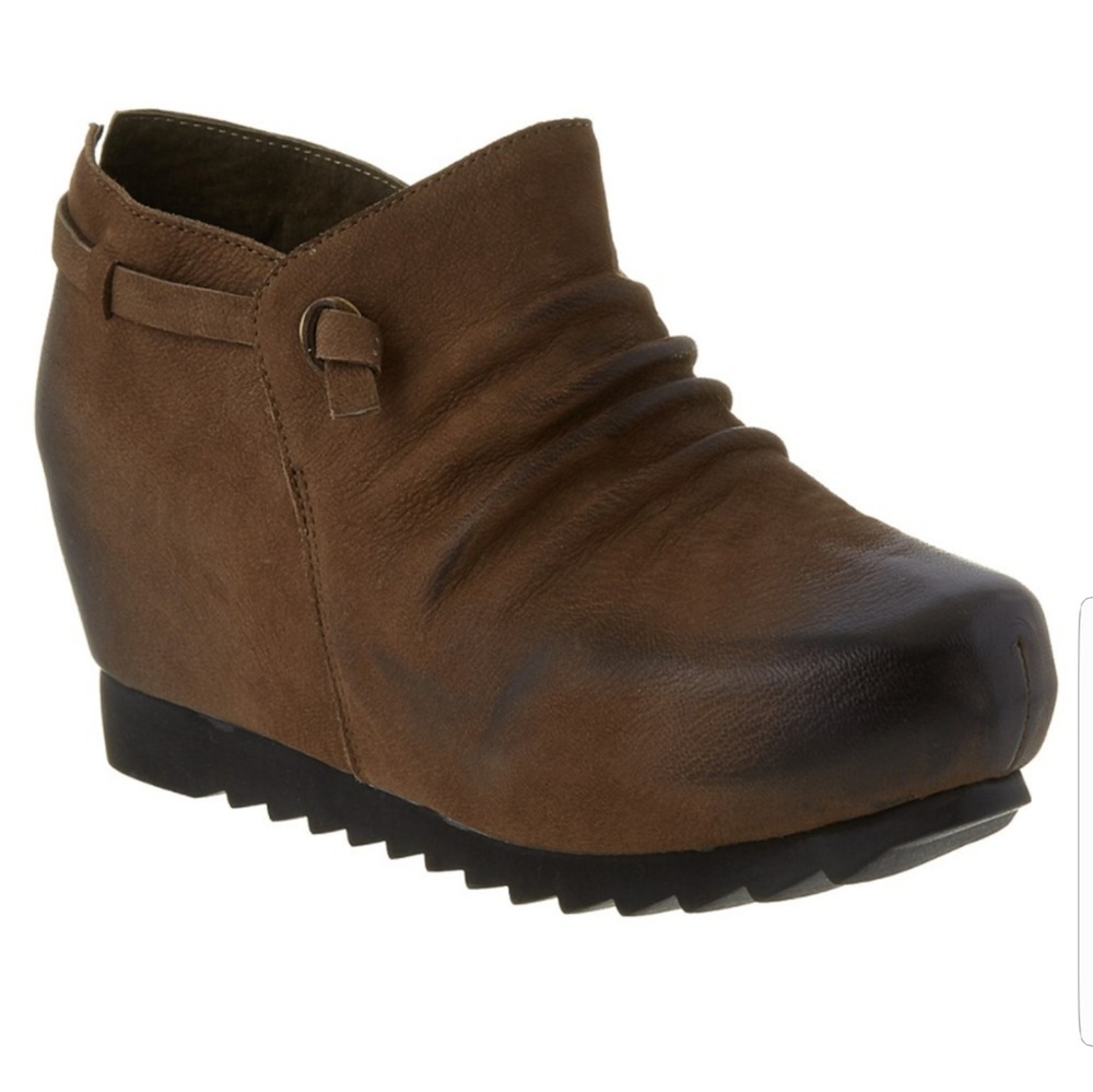 Antelope booties